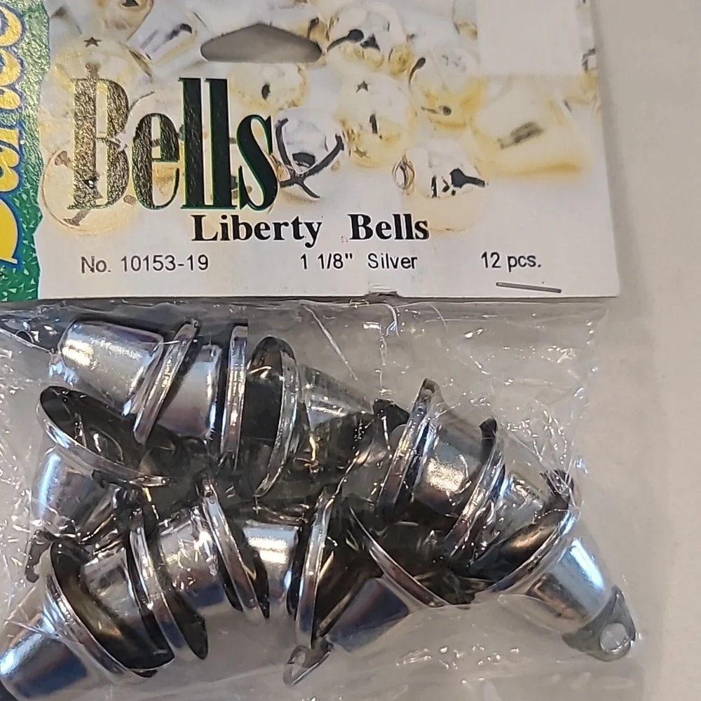 Darice Liberty Bells Silver and Gold Set